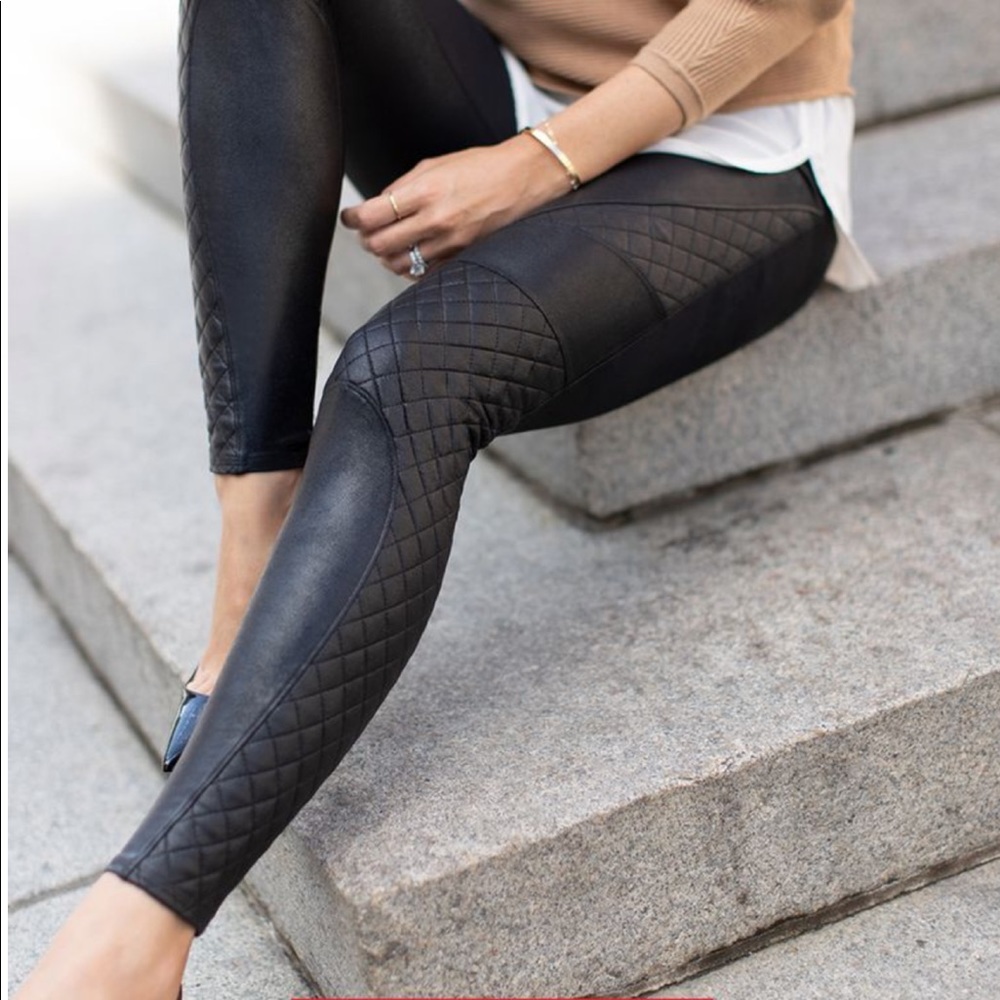 Spanx Faux Leather Quilted Leggings Size S NWT